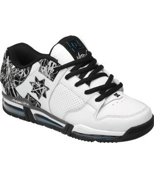 dc shoes command